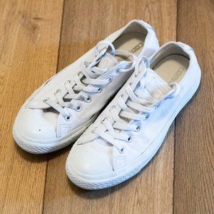 Converse Chuck Taylor White leather M 7.5 W 9